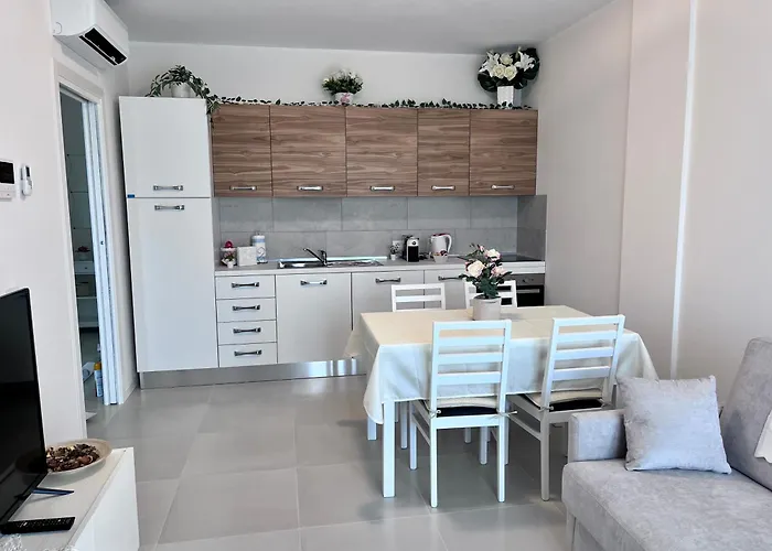 Sofy & Marty Апартаменты Каттолика