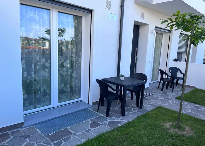 Sofy & Marty Апартаменты *